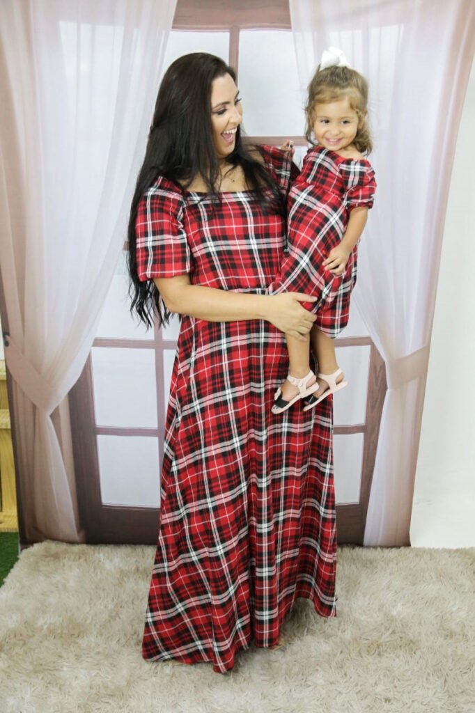 tal mãe tal filha vestido xadrez colorido - Tal Mãe Tal Filha